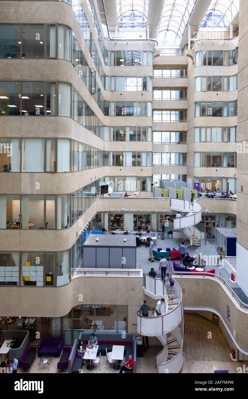 Intérieur du siège de British Telecommunications (BT) dans Newgate Street, City of London Banque D'Images