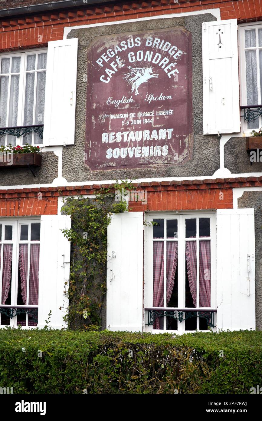 Café Gondrée, Bénouville, Normandie, France Banque D'Images