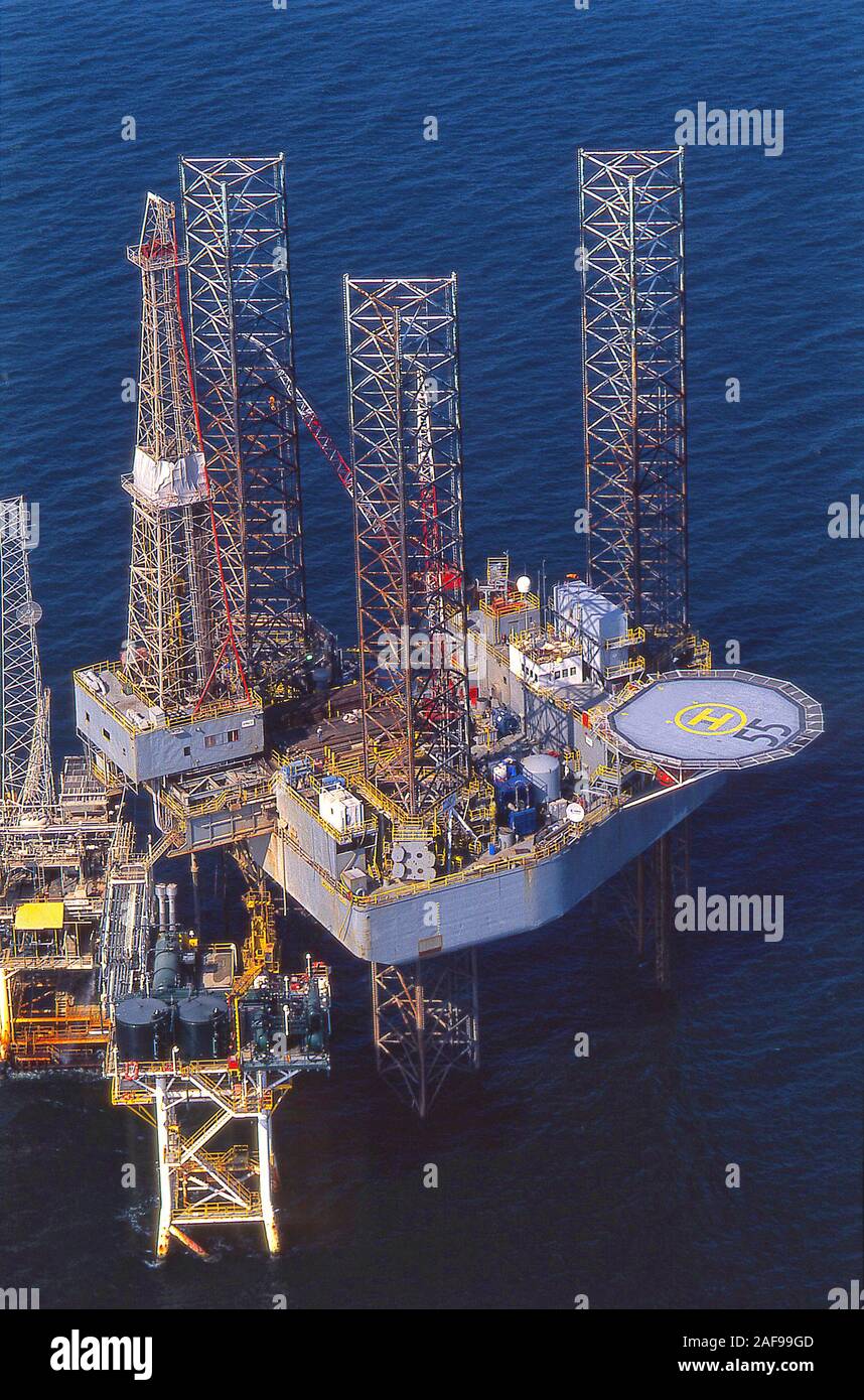 Forage pétrolières off shore et de la production Banque D'Images
