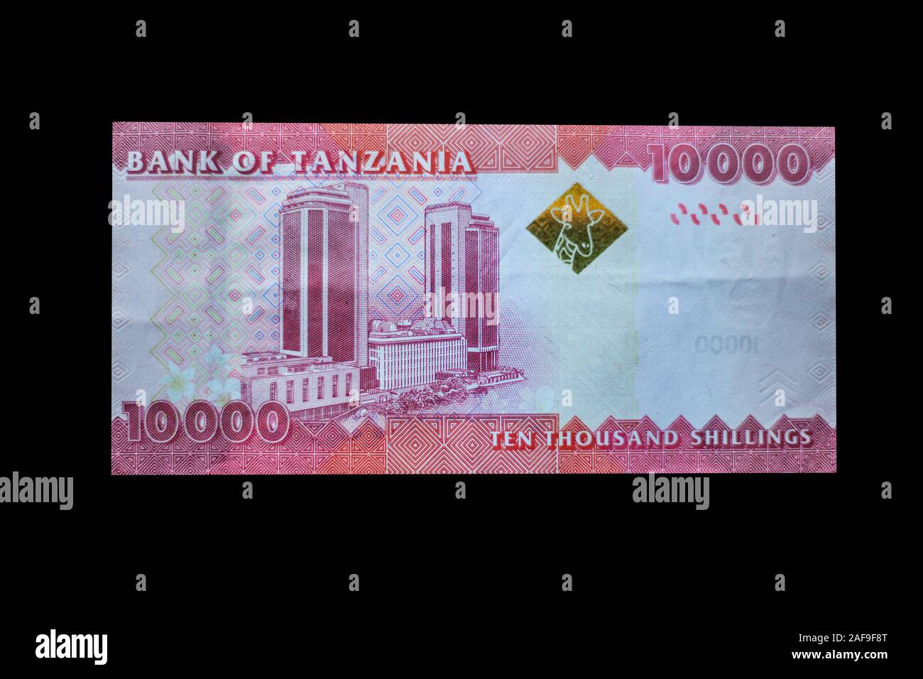 La Tanzanie. Dix mille billets Shilling, 2011 Série. Banque nationale de Tanzanie au verso. Banque D'Images