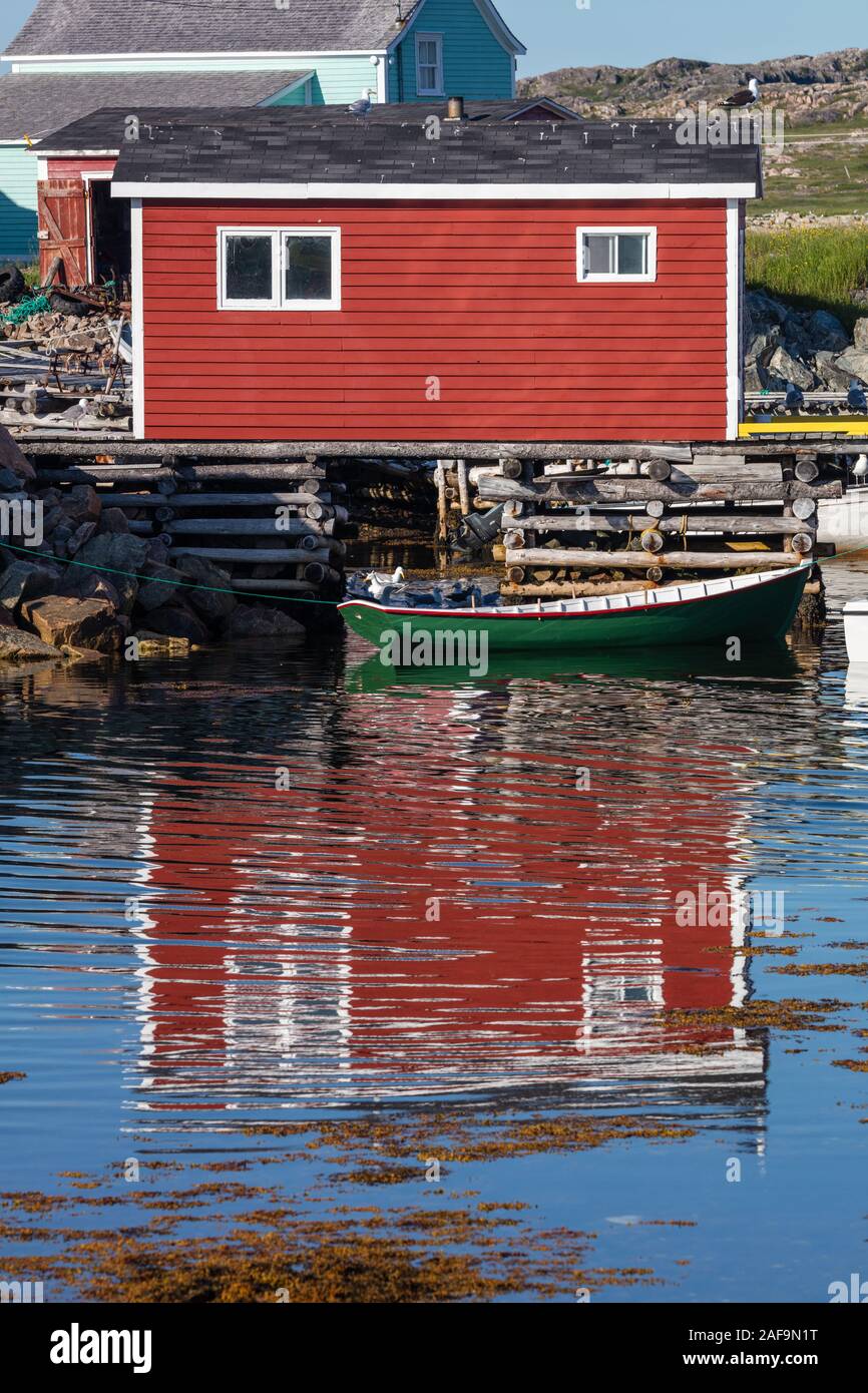Stade de pêche rouge, Joe Batt's Arm, Fogo Island, Terre-Neuve-et-Labrador, Canada Banque D'Images