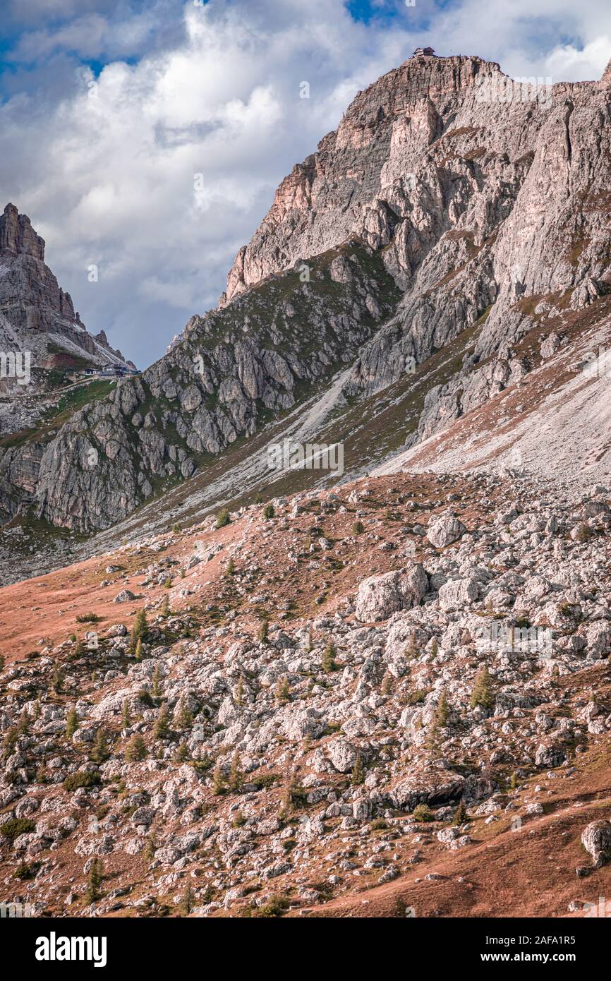 Vue aérienne de Passo Giau, Averau pic en Dolomites Banque D'Images