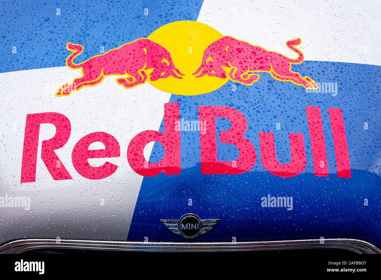 Red bull advertisement Banque de photographies et d’images à haute ...