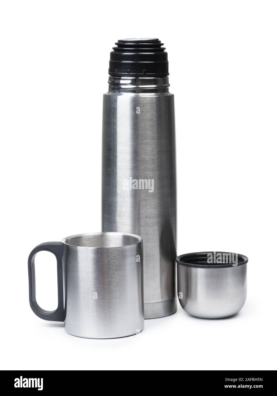 Thermos en acier avec kit mug isolé sur fond blanc Banque D'Images