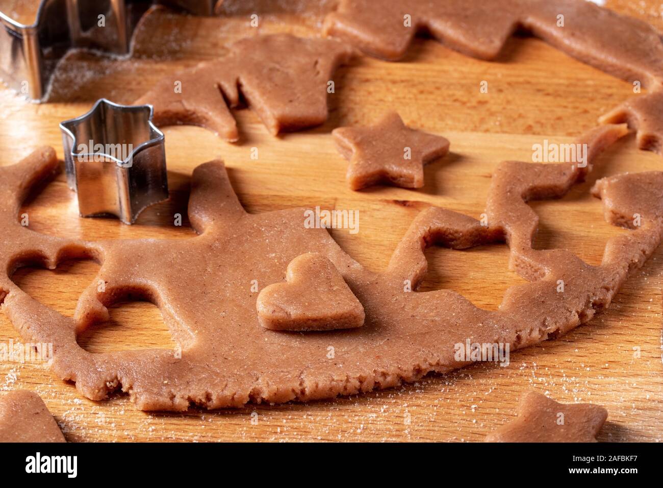 2 Bougeoirs Rotatifs De Noël En Forme De Cœur Et étoile – Décorations Dorées Pour Table De Fête - 3