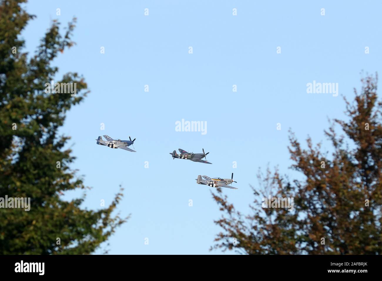 Septembre 2019 - Goodwood Revival meeting deux avions de guerre mondiale. Banque D'Images