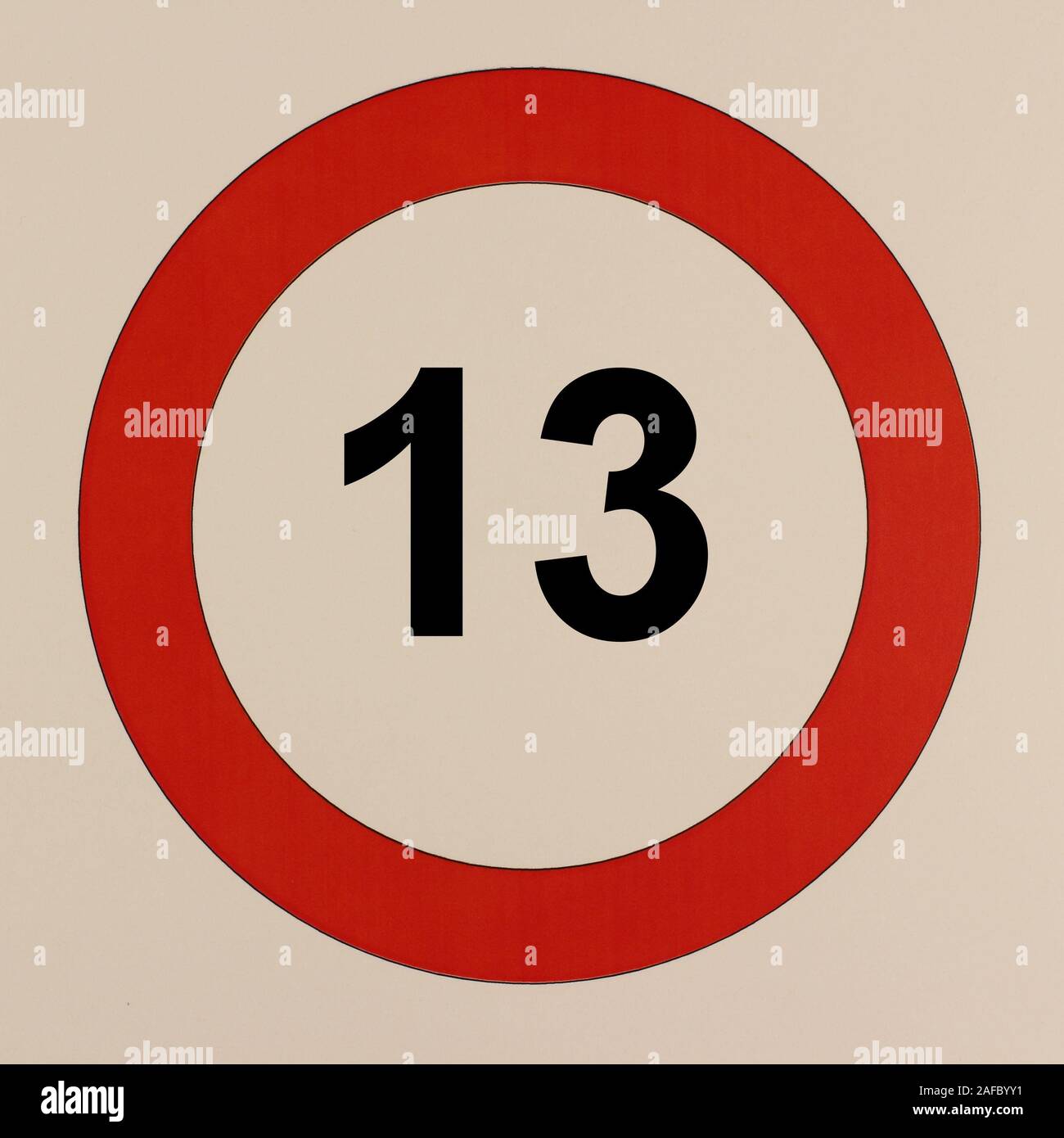 Illustration des Straßenverkehrszeichen 'Maximale Geschwindigkeit 13 Stundenkilometer" Banque D'Images