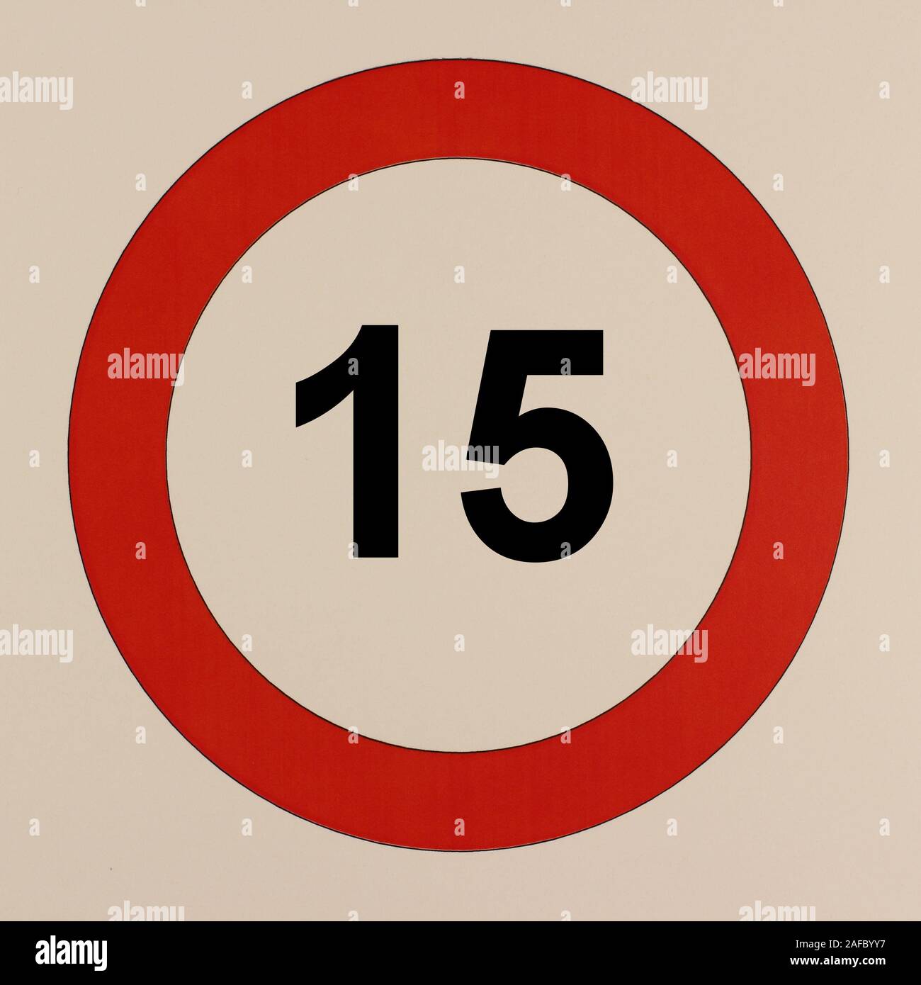 Illustration des Straßenverkehrszeichen 'Maximale Geschwindigkeit 15 Stundenkilometer" Banque D'Images