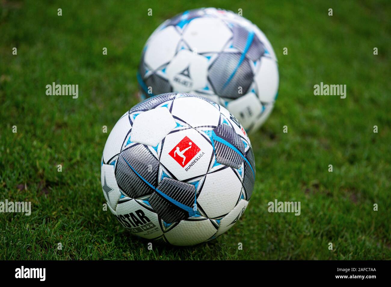 Paderborn, Allemagne. 14 Décembre, 2019. firo : 14.12.2019, Fuvuball, 1.Bundesliga, la saison 2019/2020, l'Union Berlin SC Paderborn - ballon de match de la Bundesliga. Photo de l'icône, les détails d'utilisation dans le monde entier | Photo : afp/Alamy Live News Banque D'Images