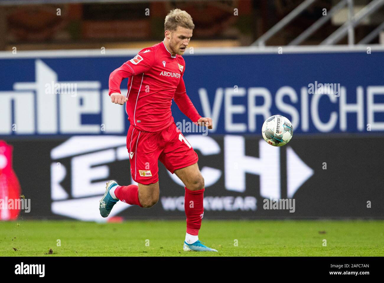 Paderborn, Allemagne. 14 Décembre, 2019. firo : 14.12.2019, Fuvuball, 1.Bundesliga, la saison 2019/2020, SC Paderborn - Union Berlin Sebastian Andersson (Union Berlin) L'action individuelle dans le monde de l'utilisation | Credit : dpa/Alamy Live News Banque D'Images