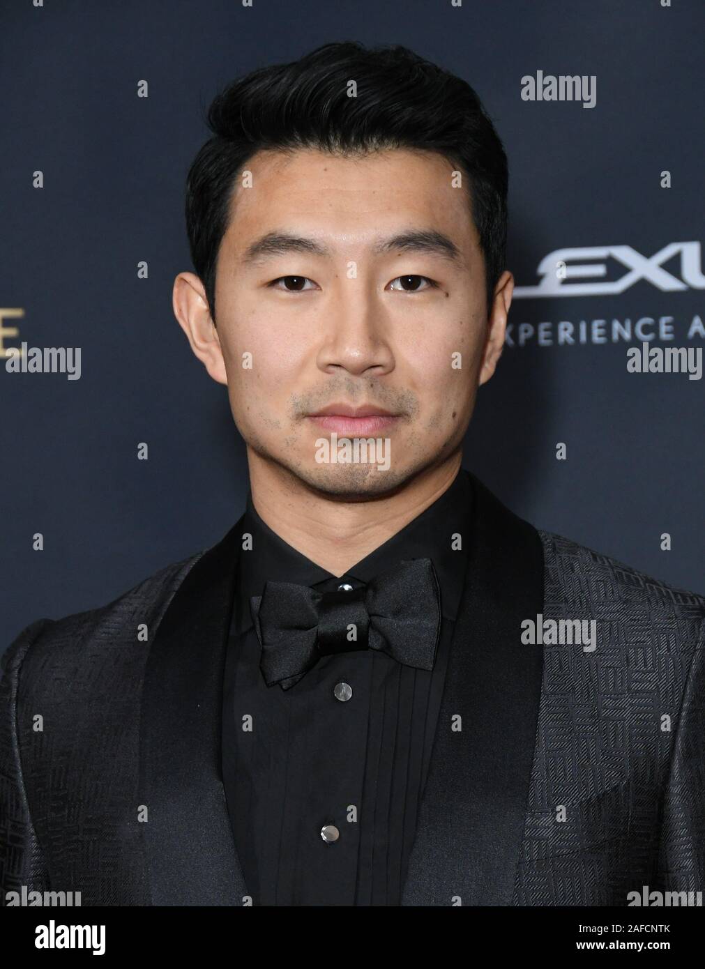 14 Décembre 2019 - Los Angeles, Californie - Simu Liu. Gala 2019 Unforgetttable tenue au Beverly Hilton Hotel. Crédit photo : Birdie Thompson/AdMedia /MediaPunch Banque D'Images