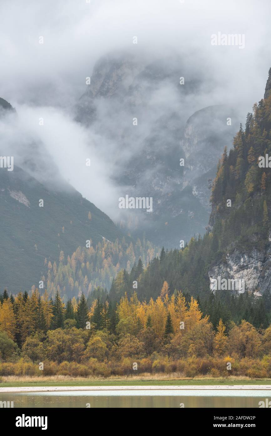 Lago Di Landro, Toblach, Dolomites Banque D'Images