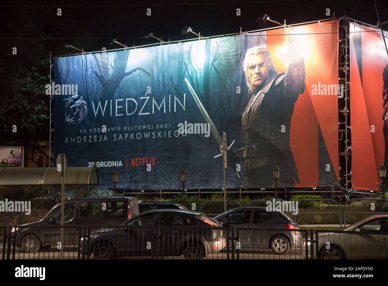 Bilboard avec Henry Cavill Geralt de Rivia comme personnage principal de The Witcher (Wiedzmin) prochains American drama fantasy séries de télévision web Banque D'Images