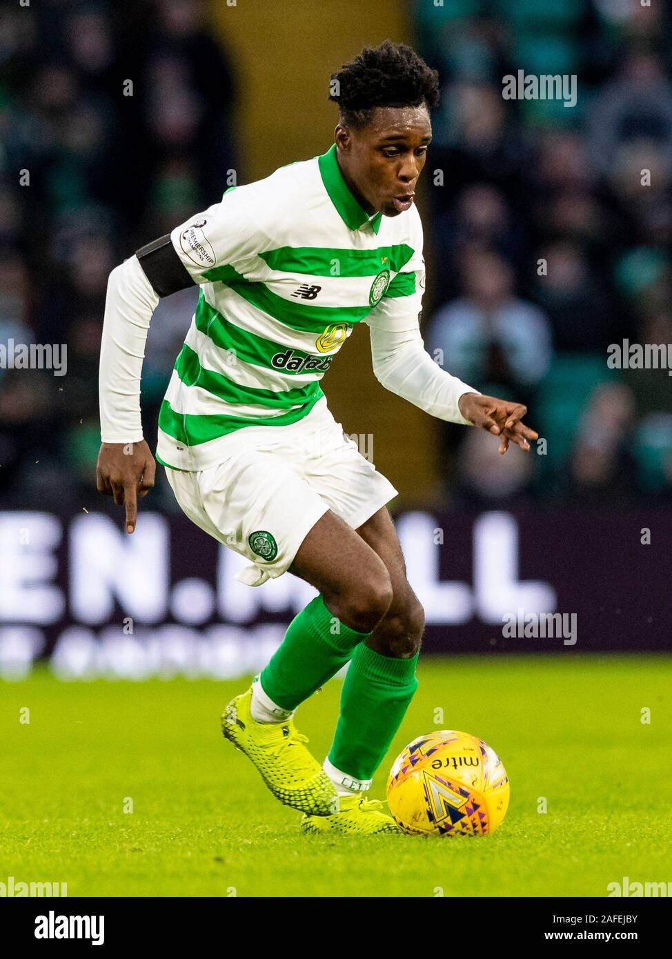 Celtic Park, Glasgow, Royaume-Uni. Le 15 décembre, 2019. Scottish Premiership Football, Celtic contre Hibernian ; Jeremie Frimpong de crédit Celtique : Action Plus Sport/Alamy Live News Banque D'Images