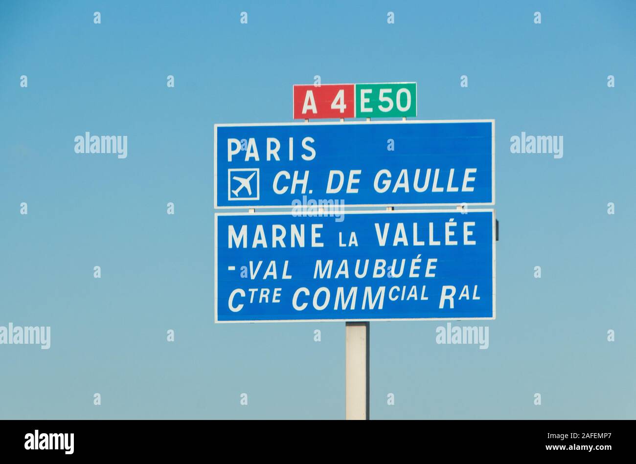 Panneau de signalisation bleu paris Banque de photographies et d’images ...