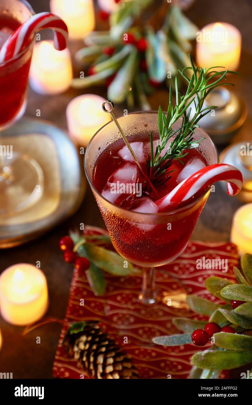 La canneberge, la prune japonaise et le vin de riz japonais Cocktail Banque D'Images