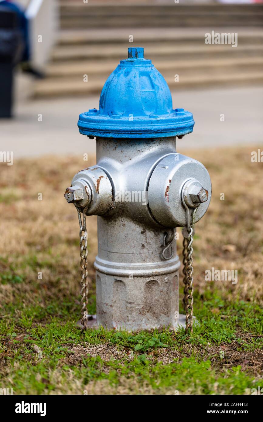 Bleu et argent coloré d'incendie utilisés pour fournir un volume élevé d'eau Banque D'Images