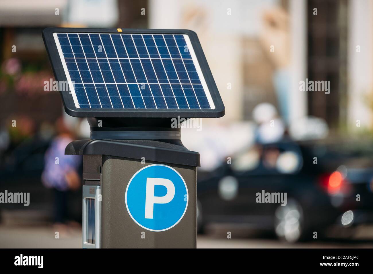 Stockholm, Suède. Parking gratuit Machine équipée d'une batterie solaire pour recharger à partir de l'énergie solaire la lumière. Paiement électronique qui délivre un permis de Pa Banque D'Images