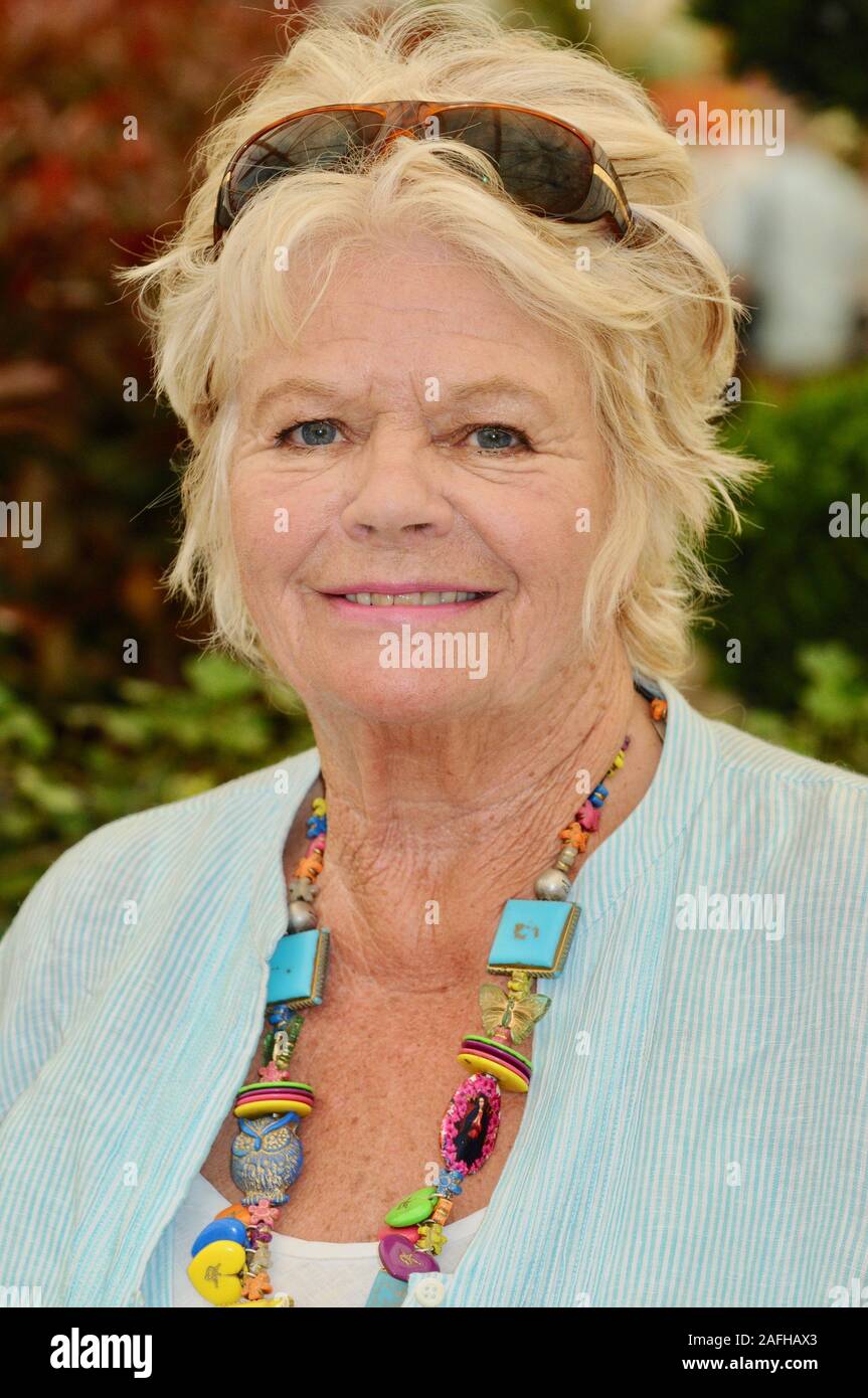 Judith Chalmers. RHS Chelsea Flower Show, Chelsea, Londres. UK Banque D'Images