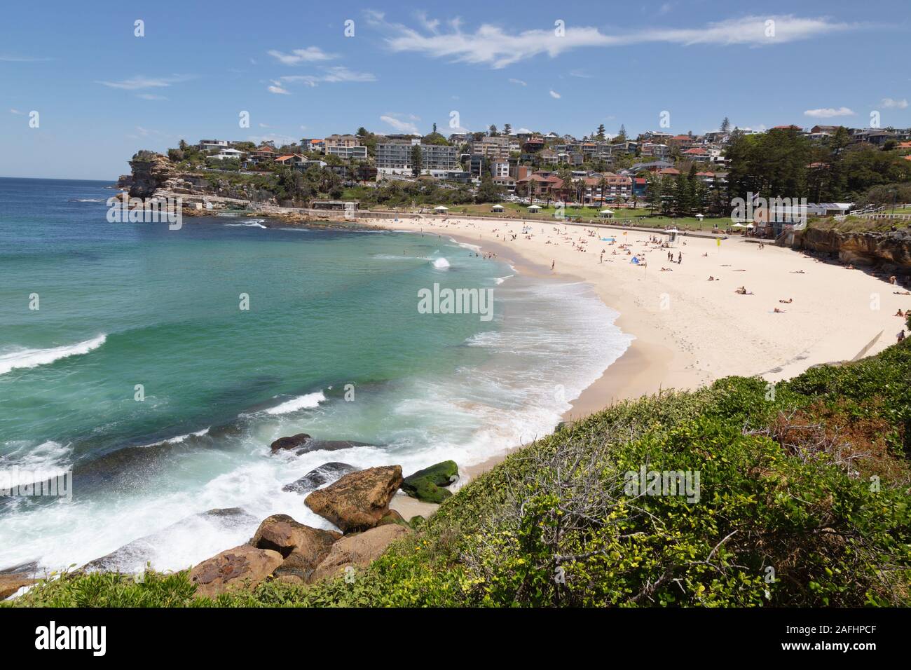 Plages de Sydney - Bronte Beach, Sydney Australie - les gens sur la plage lors d'une journée ensoleillée en été, Sydney Australie Banque D'Images