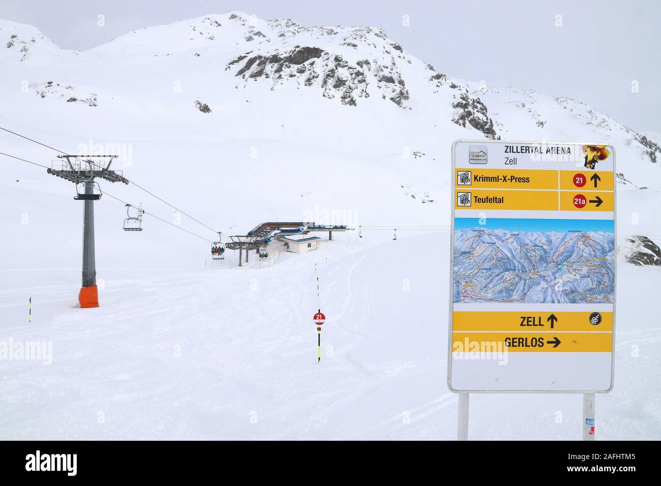 ZELL AM ZILLER, Autriche - 14 mars 2019 : Zell am Ziller ski en Tyrol, en Autriche. Le complexe est situé dans la vallée de Zillertal Eas centrale Banque D'Images