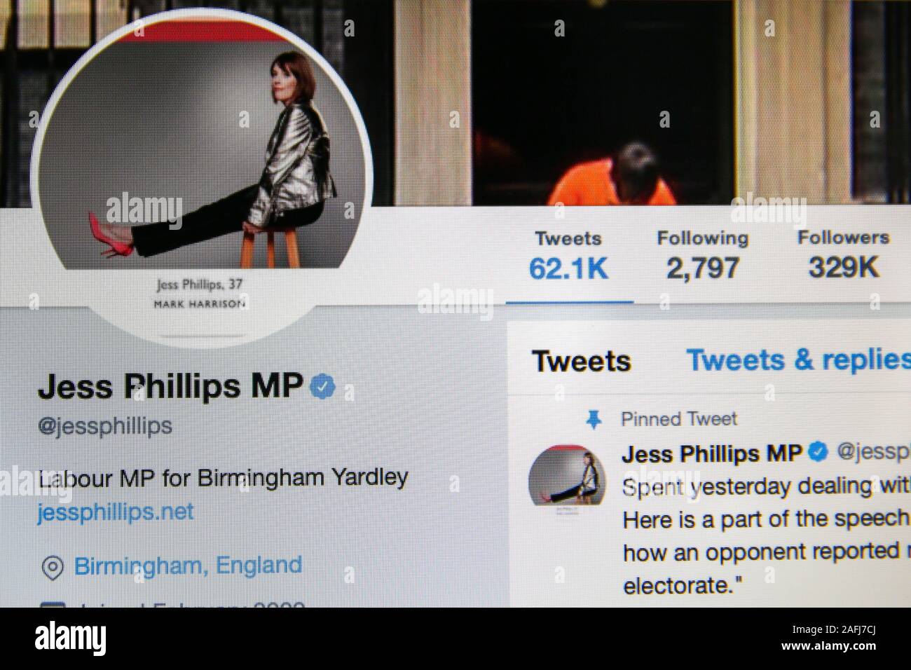 Compte Twitter de Jess Phillips - Membre du Parlement pour Birmingham Yardley.Leader du Parti, Jeremy Corbyn a annoncé qu'il ne conduira pas à la main-d'une autre élection et va se retirer de la nouvelle année après Parti travailliste a remporté 203 sièges, à l'élection générale 2019, perdant 59 sièges de ce sondage en 2017. Banque D'Images