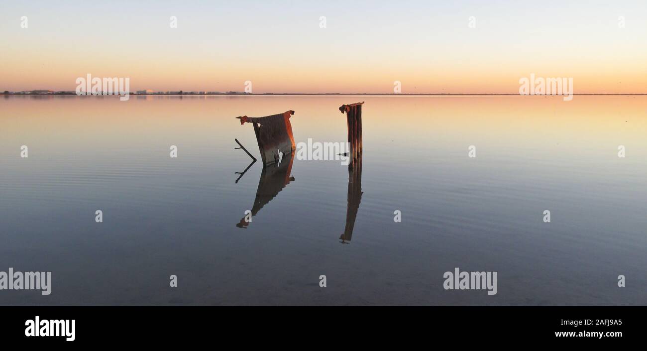 Étang de l'eau coucher du soleil près de Montpellier Banque D'Images