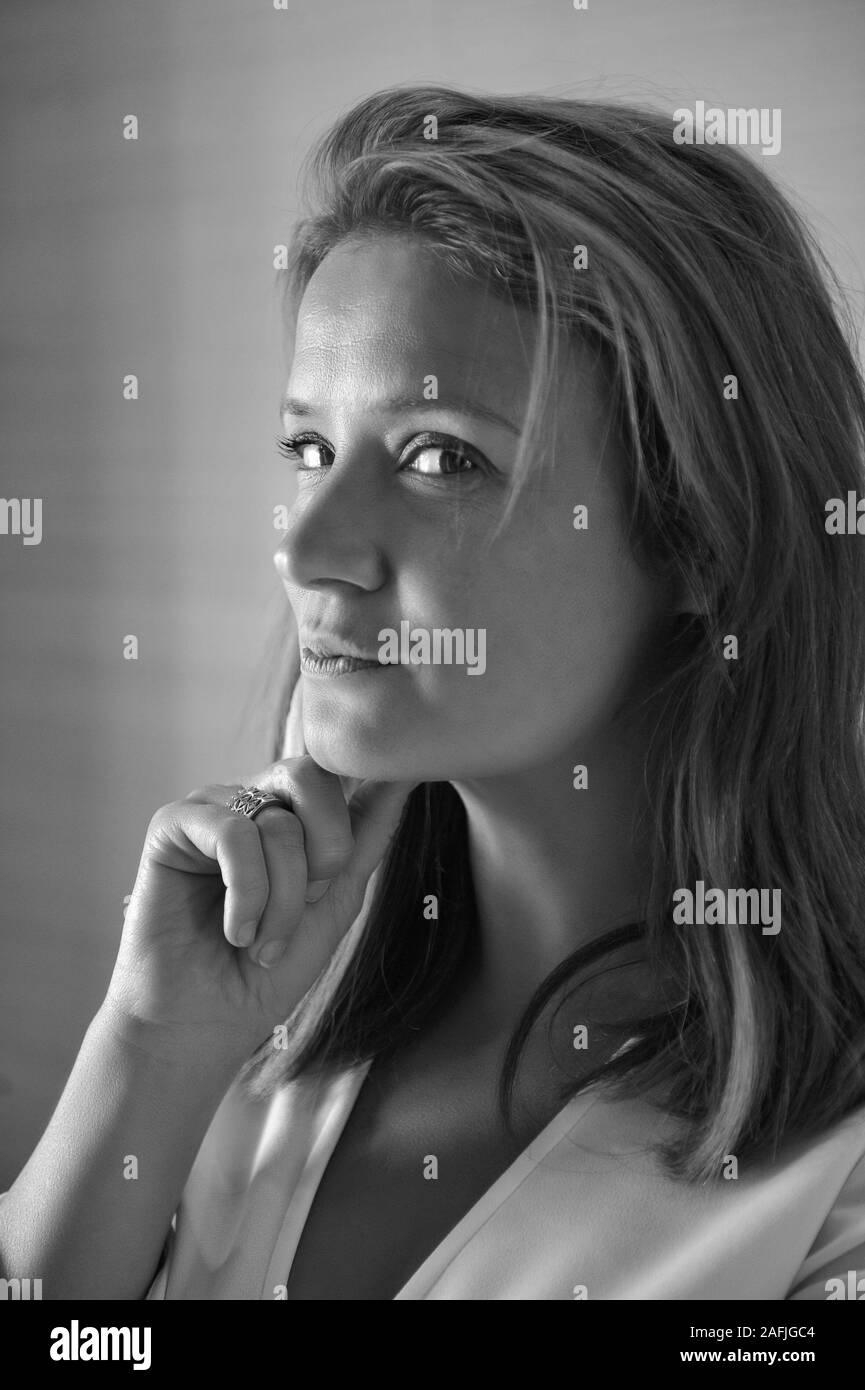 Pascale de la Tour du Pin, journaliste et présentatrice TV sur BFM TV channel. Paris, mai 2015. Banque D'Images