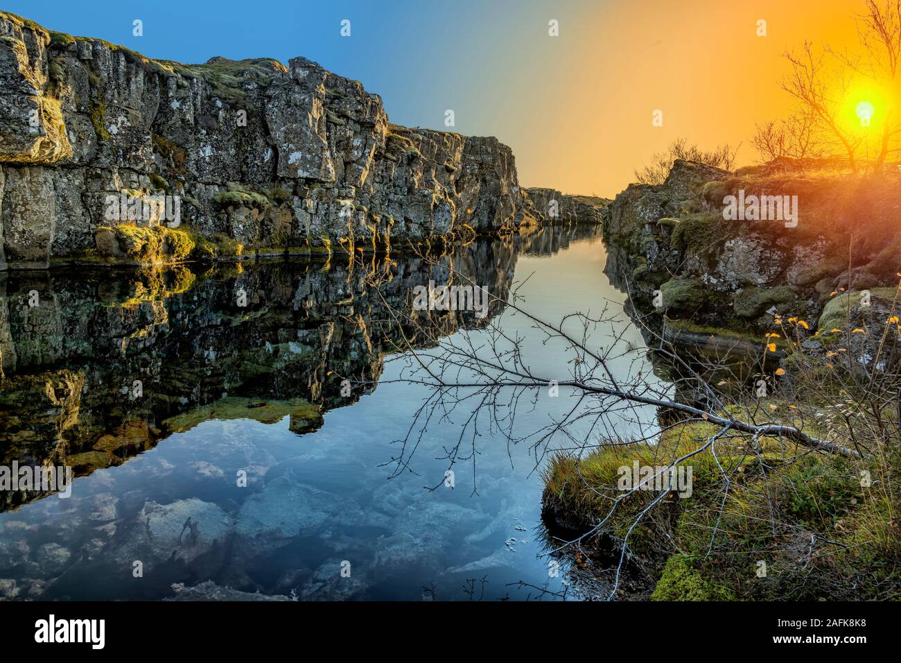 Lave et moss, Mid-Atlantic ridge- Flosagja fissure. Le Parc National de Thingvellir, site du patrimoine mondial de l'UNESCO, de l'Islande. Banque D'Images
