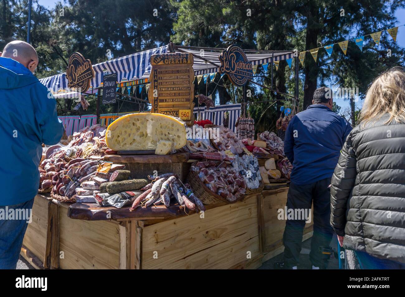 Marché alimentaire à Parque Tres de Febrero (Rosedale Park), Buenos Aires, Argentine, Amérique du Sud Banque D'Images