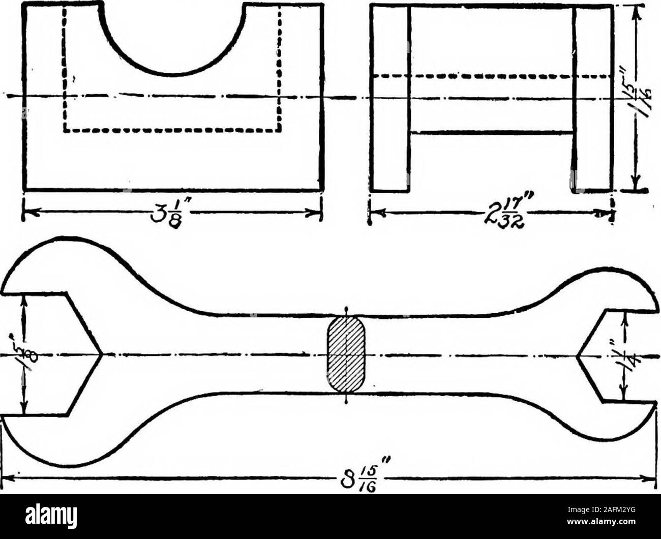. Les écoles publiques ; Gary. e, i h 40 min. élève no 10.-grade loth, 14 ans, avait pris mechan-dessin d'ical et de travail de la machine. Il avait eu l'établissement forthree ans. Il semblait être le leader du groupe.Il a terminé le point à 11130. Il a utilisé le flatterto tirer le stock pour l'œil. Il a gardé le anvilclean d'échelle, a maintenu un bon feu, et faites une bonne utilisation de ses chaleurs. Il a terminé le travail à 12 h 10 le premier matin. Temps total, 55 min. C. Foundry Test TEST ET LES MÉTHODES DE CORRECTION DE L'épreuve de la fonderie a eu lieu le 6 juin. Vingt oneboys ont participé. Cinq de ces garçons étaient dans le fifthgra Banque D'Images