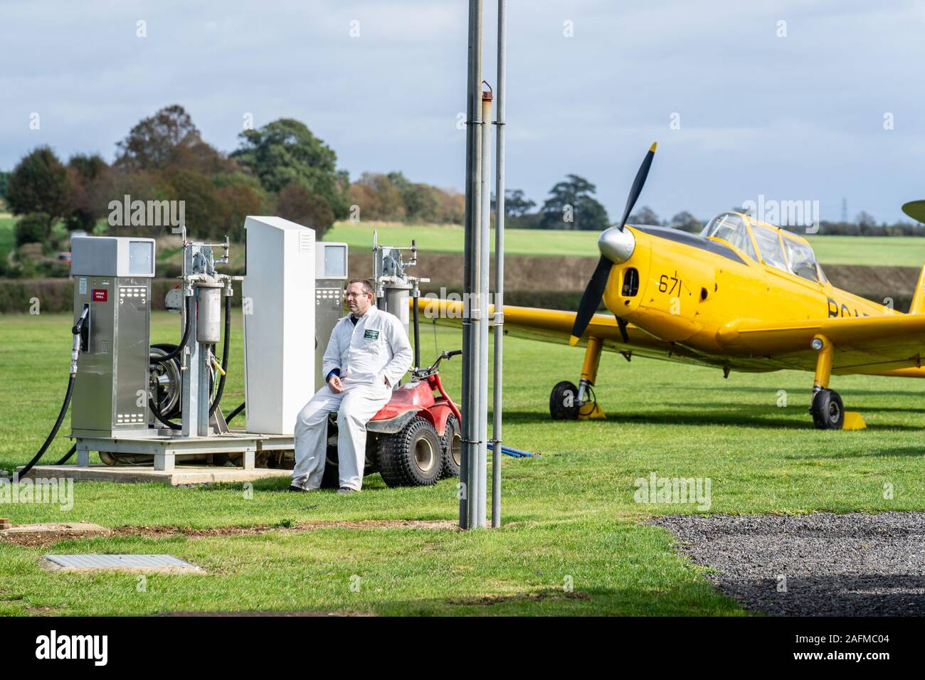 OLD WARDEN, Bedfordshire, Royaume-Uni, le 6 octobre 2019. Poste de ravitaillement des aéronefs.carburéacteur au poste de pompage, pour deux différents grades of commercial Banque D'Images