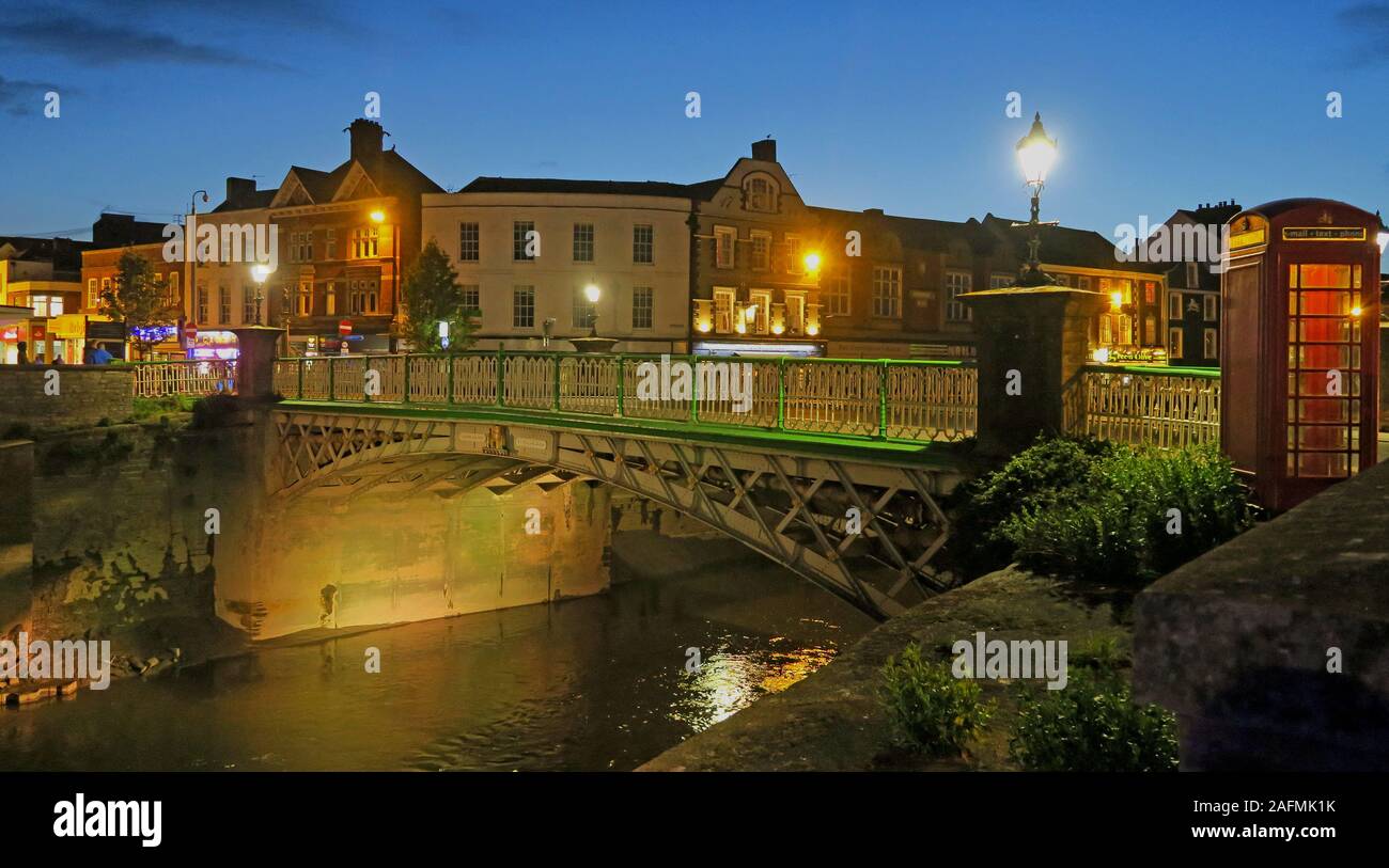 Town Bridge Eastover, Bridgwater, au crépuscule, Somerset, Angleterre, Royaume-Uni, River Parrett Banque D'Images