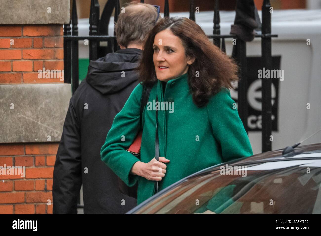 Westminster, Londres, 16 décembre 2019. Theresa Villiers, députée, députée et secrétaire d'État à l'environnement, à l'alimentation et aux affaires rurales. Les nouveaux députés et les ministres, ainsi que les députés qui y reviennent, retournent à Westminster. Crédit : Imagetraceur/Alamy Live News Banque D'Images