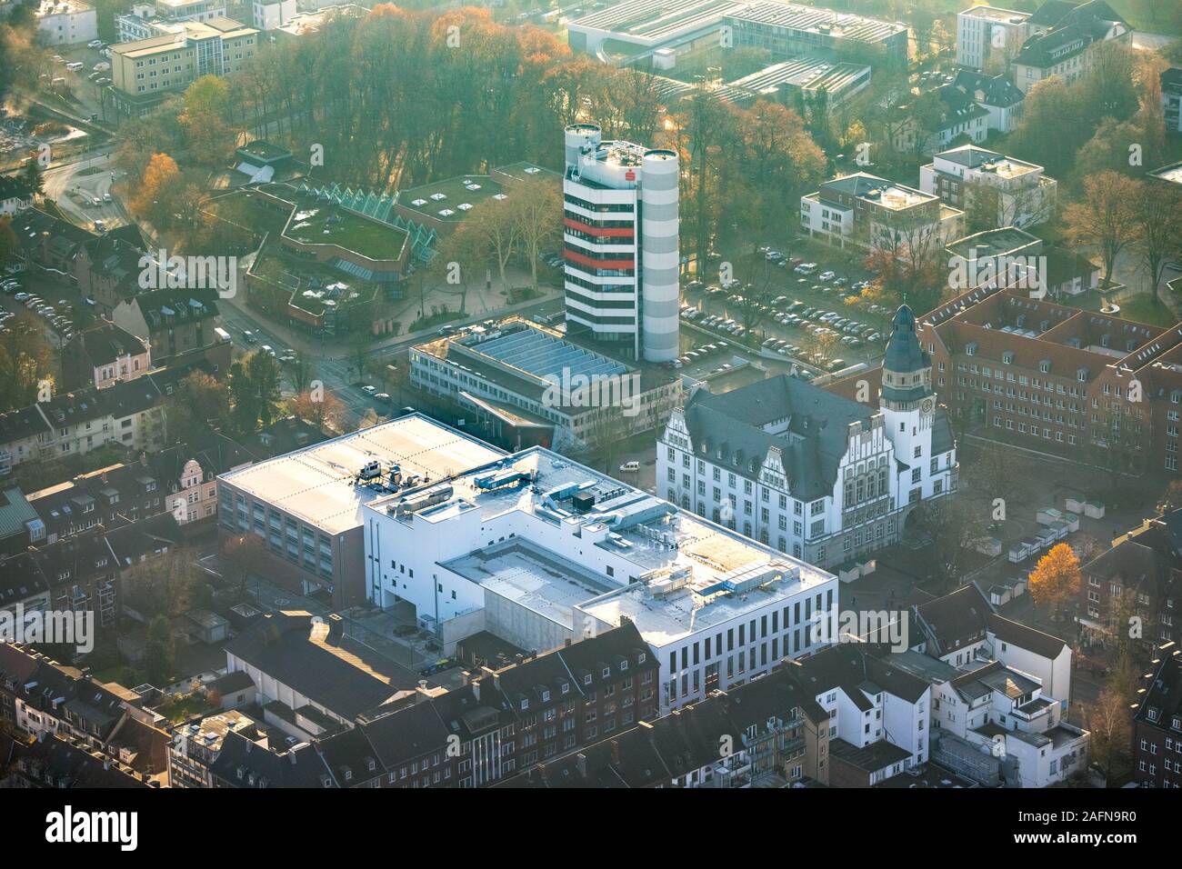 Photographie aérienne, Gladbeck City Hall, Gladbeck City Savings Bank - siège, Sparkassen Turm, centre commercial hoch10, Gladbeck, Ruhr, Nord Banque D'Images
