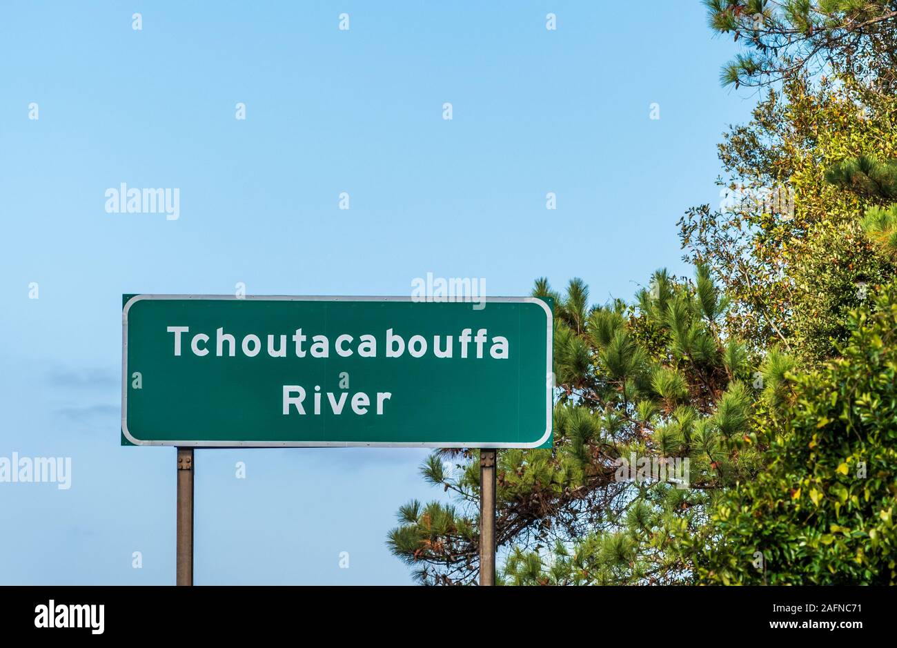 Tchoutacabouffa River signe, nom amérindien pour le volet qui fait partie de la rivière de Biloxi, Mississippi, USA. Banque D'Images