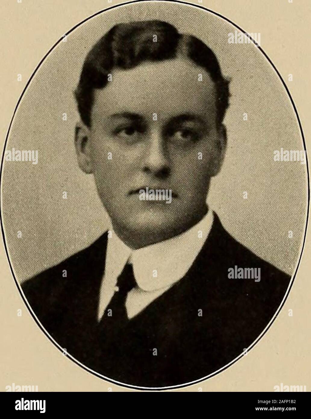 . Morton Memorial ; une histoire de la Stevens institute of technology, avec des biographies de l'administration, les professeurs, et les anciens, et un enregistrement de l'acquis de la famille Stevens d'ingénieurs. de voir dans l'air. En 1893, il a publié pour l'utilisation d'un hisstudents Sixty-Hour en cours Kinema-tic Dessin. Il a fait usage de la stricte mathemati-cal conception de degrés de liberté andConstraint dans l'étude des mouvements mécaniques. Il est d'avis que les sujets et la cinématique comme ofmechanics appliquée à ma-chinery doivent être entièrement réécrit du point de vue du système de coord Banque D'Images