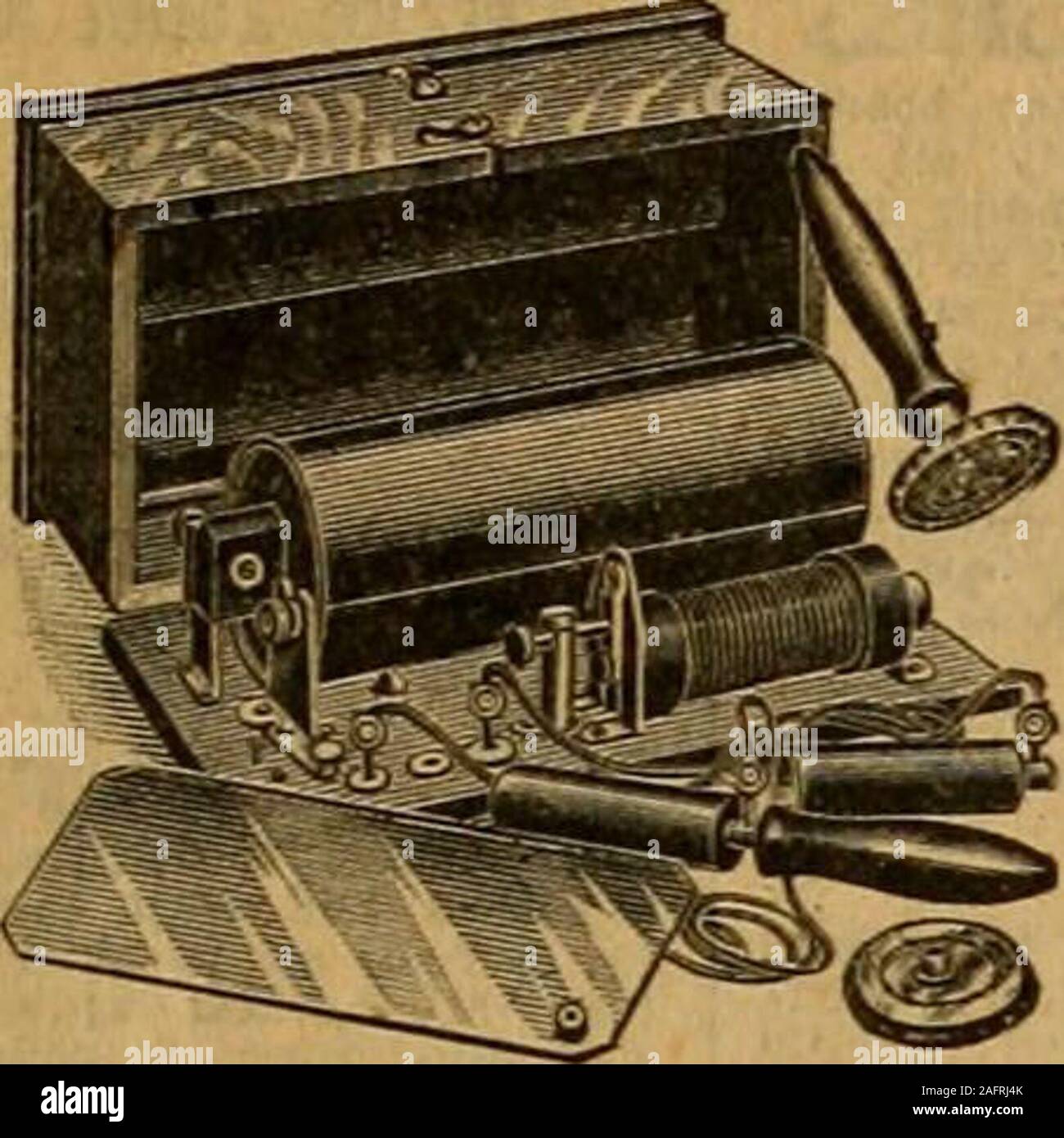 . N° de catalogue 16, Printemps/Eté / R. H. Macy & Co.. Farradic^moree et plus actuelle ery day, et notre maison andMedical desigried Appareils électriques est de fournir et d'asafe simple ainsi que l'efficacité de moyens de l'administration de ce santé actuelle;à la maison, et sans connaissance de l'électricité de pointe. Il n'y a pas oracids liquides de confondre, et il n'est pas dangerwhatever dans son utilisation. Les courants et même aresmooth et peut être régulée froman, courant presque imperceptible à l'un thatfew peut résister. Le costume est composé d'une pile sèche standard ; twosponge avec électrodes non-cond Banque D'Images