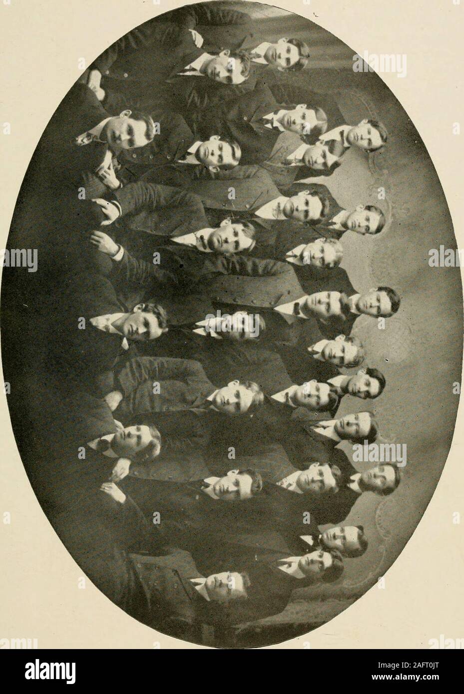 . La monticola. 171 y. 5n. &Lt;r. m. Le Président, les officiers - Clinton Tippy Boggess, Vice-président - Samuel Slater TuckwillErCorresponding - Arthur - secrétaire, secrétaire de mairie, - Glenn Johnson Mooman, Trésorier - - Charles Alexander Ellison organiste, Clifford Myers, choriste - John Stacy Keely .conseiller ? Ftoar !5 Le professeur C. Edmund Xeil. Le révérend Filière T. Compton. Rentamin 172 Lawrence Hill. 173 Engineering Society Président,Vice-président, le secrétaire, porte-parole, . R. D. HhnnEnR les agents. G. Millan A. II. FK K.MAX J. A. Stewart Membres Abersold, S. C. Bennett, C. M.Boughton, W. H.Broyles Banque D'Images