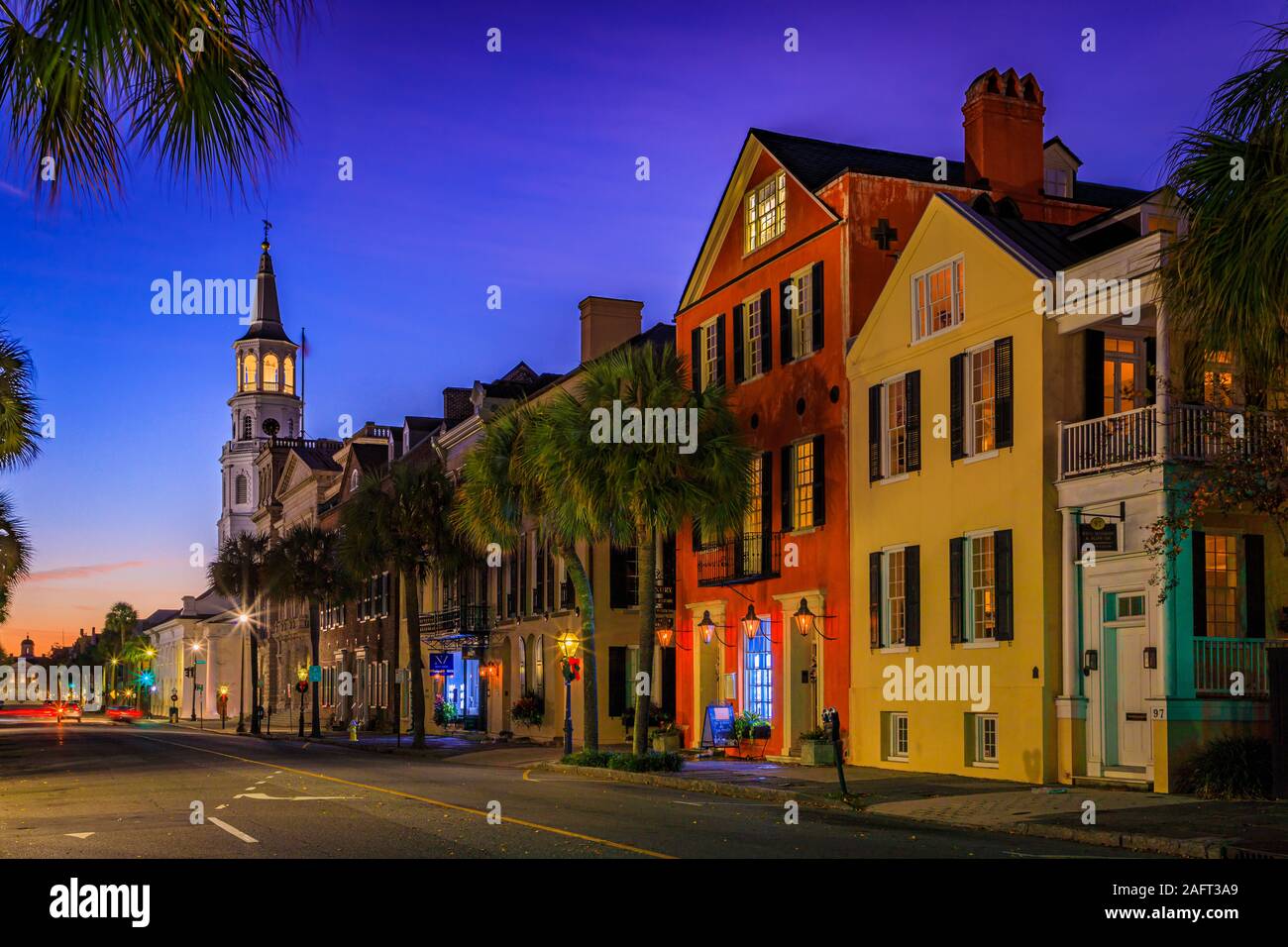 Charleston est la plus ancienne et la plus grande ville de l'Etat américain de Caroline du Sud, connue pour son rôle important dans le commerce des esclaves américains. La ville est le c Banque D'Images