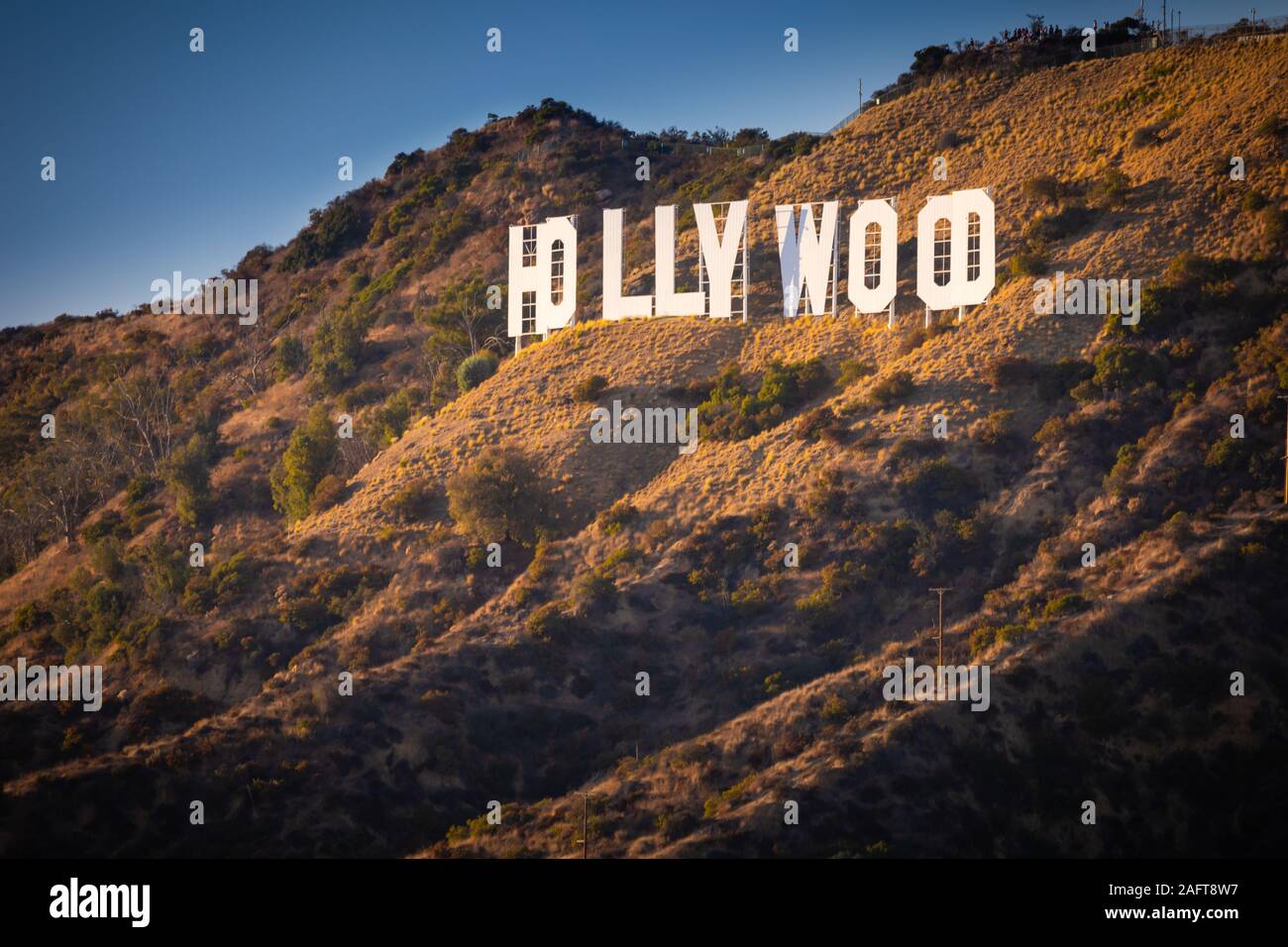 Le Hollywood Sign (anciennement l'Hollywoodland signe) est un monument américain et icône culturelle surplombant Hollywood, Los Angeles, Californie. Banque D'Images