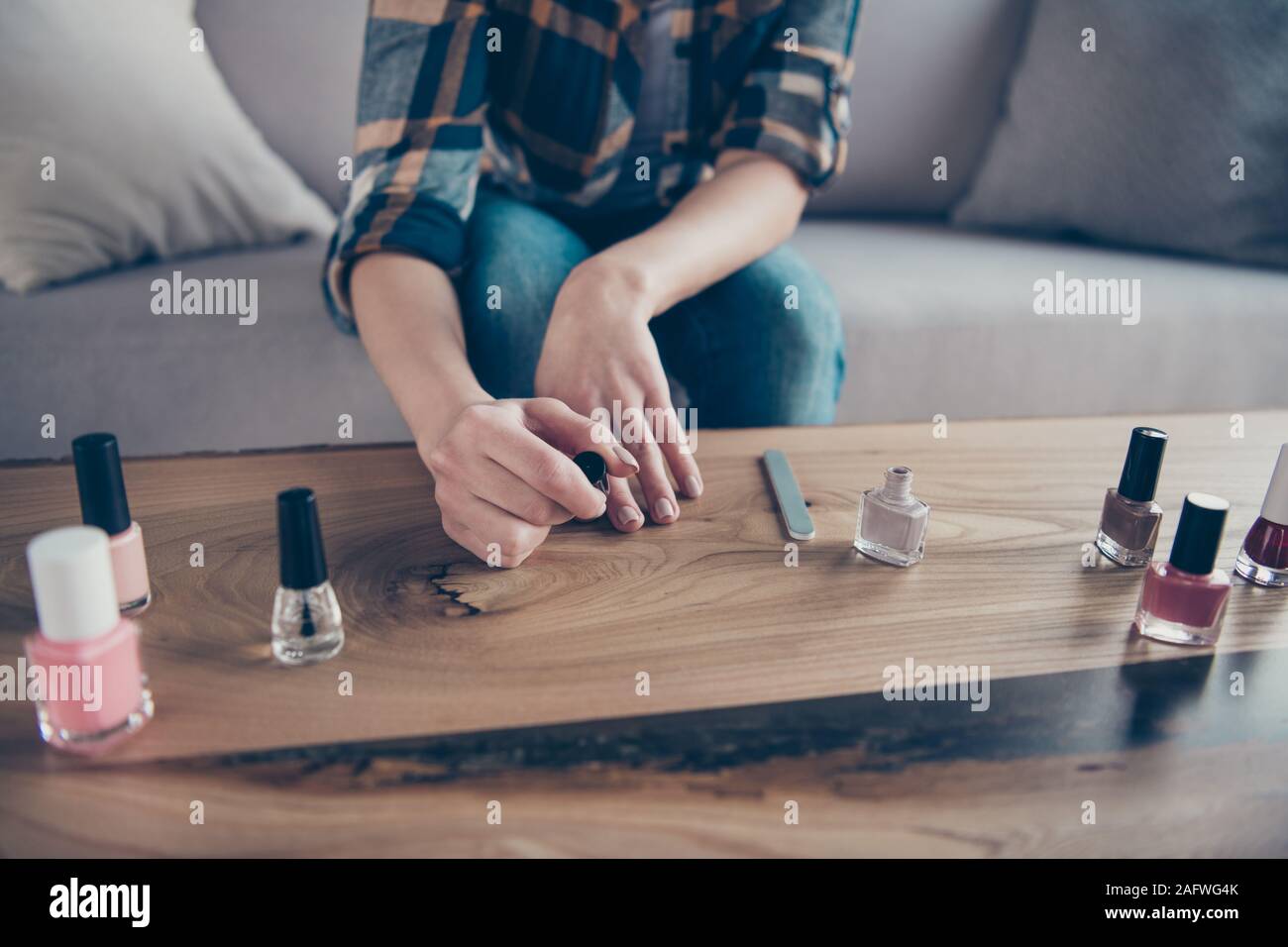 Finishing nails Banque de photographies et d'images à haute résolution -  Alamy
