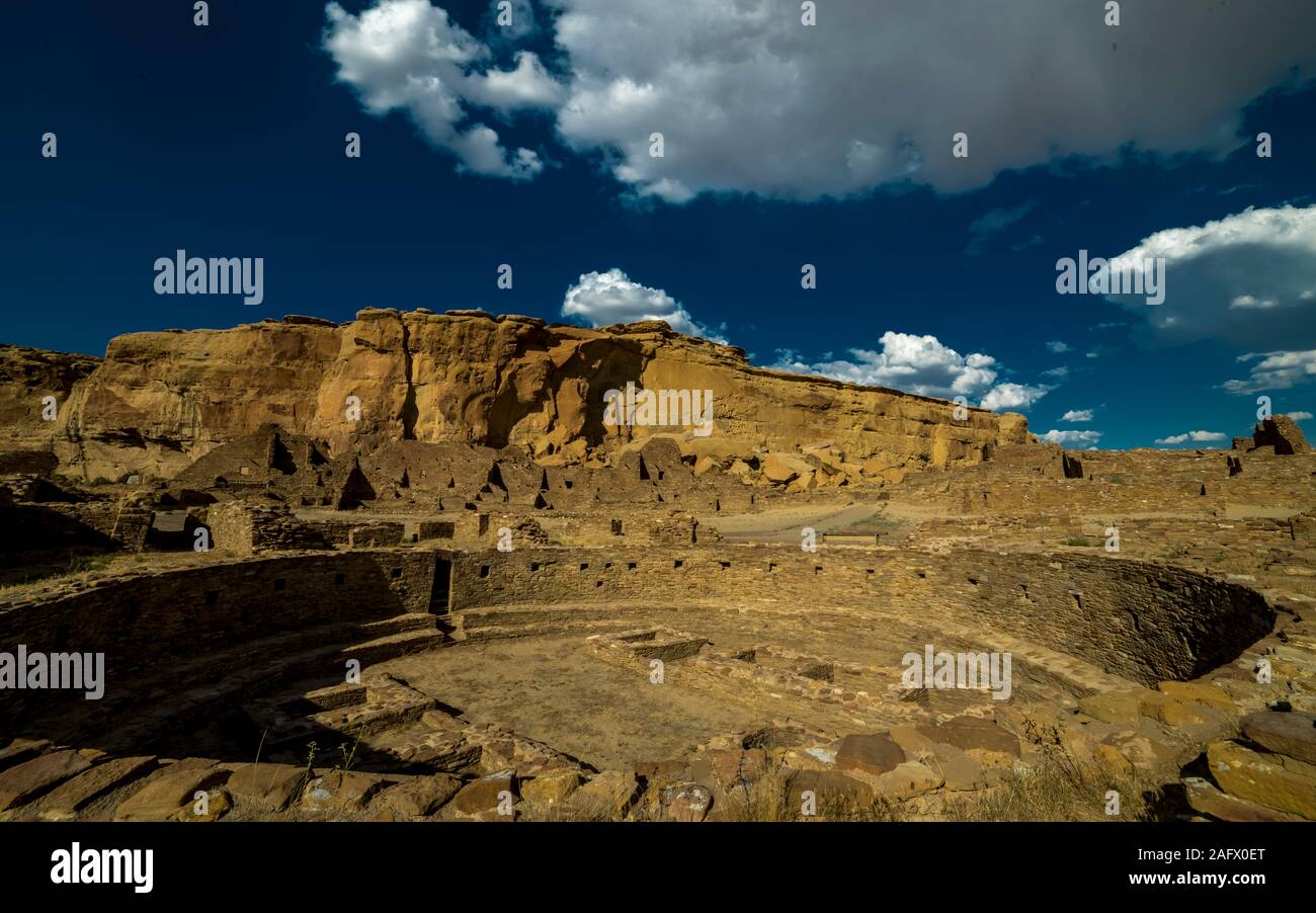 6 septembre 2019, New Mexico, USA - Chaco Canyon, ruines indiennes, au coucher du soleil Banque D'Images