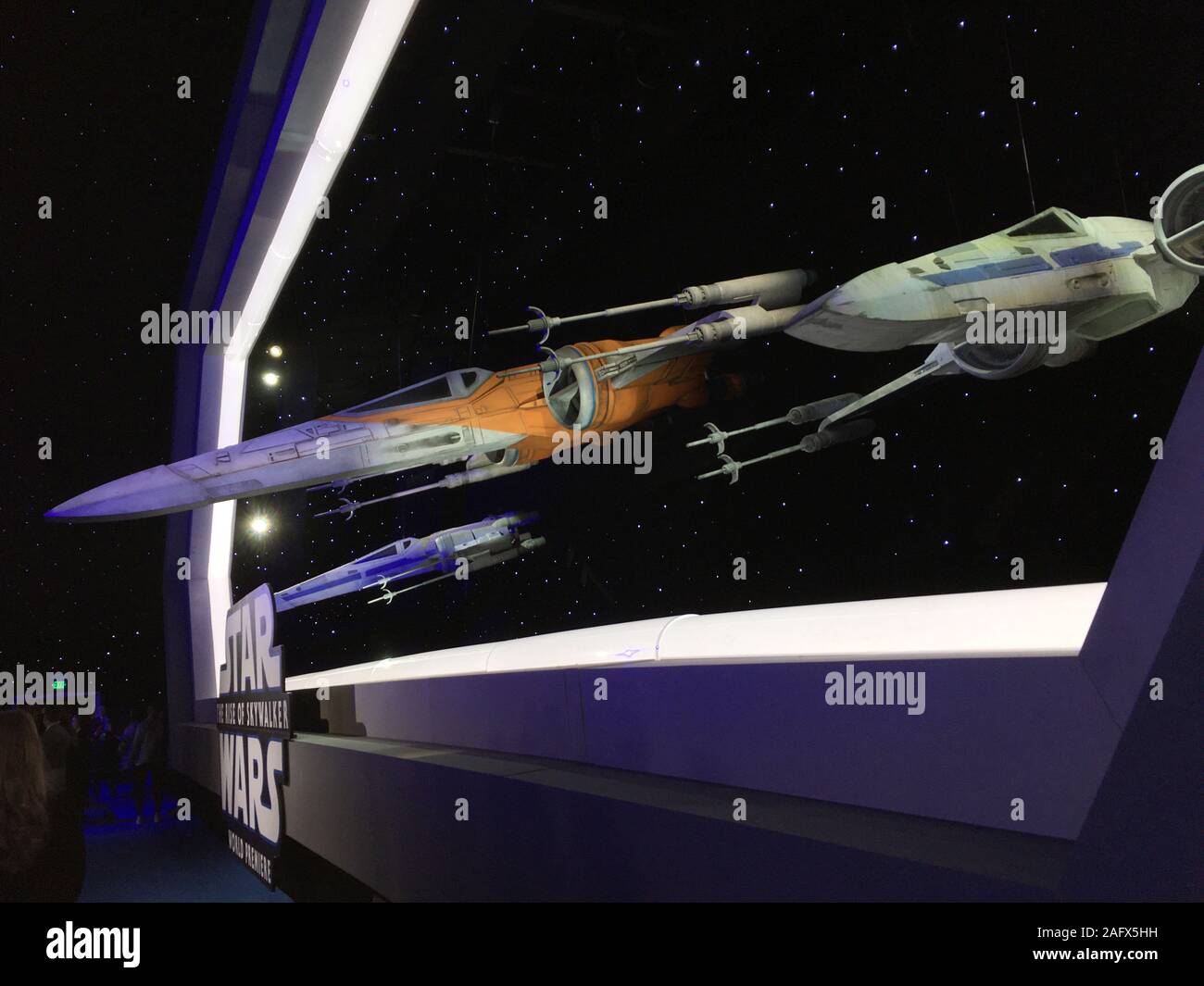 Los Angeles, USA. 25Th Dec 2019. Guerre des étoiles, la montée de l'Skywalker-Ambience 006 tapis arrive à la première de Disney's 'Star Wars : La montée de l'Skywalker' le 16 décembre 2019 à Hollywood, Californie Crédit : Tsuni/USA/Alamy Live News Banque D'Images