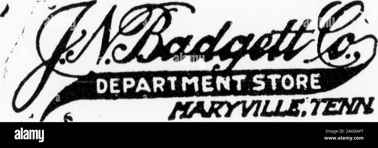 . Highland Echo 1915-1925. UIHIlllilllllllllllllll{ll !lllllllllllllllllll !llll !ll !llillllI !illlllllllllll !l"^. MAfirVlLLS.TENn i Notre magasin est le siège de tous les élèves et je leur amis. Je Rencontrez vos amis sur notre balcon et passez à la maison j'ai sac J. N. BADGETT HI SOCIÉTÉ MERRITT, le tailleur les gens être heureux Merritt peut faire ou réparer vos vêtements. Vêtements femmes et hommes mourant une spécialité. Appuyer sur et le nettoyage fait parfaitement. Chercher le panneau par la Banque de Maryville. iiiiiuiiiiiiiiiiiiiiiiiiiiiiiiiiiiiiiijiiiiiiiini JE À VOUS 3 bonne chaussure réparation signifie g 1 ÉCONOMIE ET C Banque D'Images