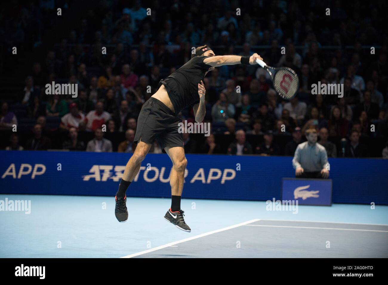 Au match de finale ATP Nitto, Stefanos, Tsitsipas entre Roger Federer, O2 Arena de Londres. 16.11.19 Avec : Roger Federer Où : London, Royaume-Uni Quand : 16 novembre 2019 Source : WENN.com Banque D'Images