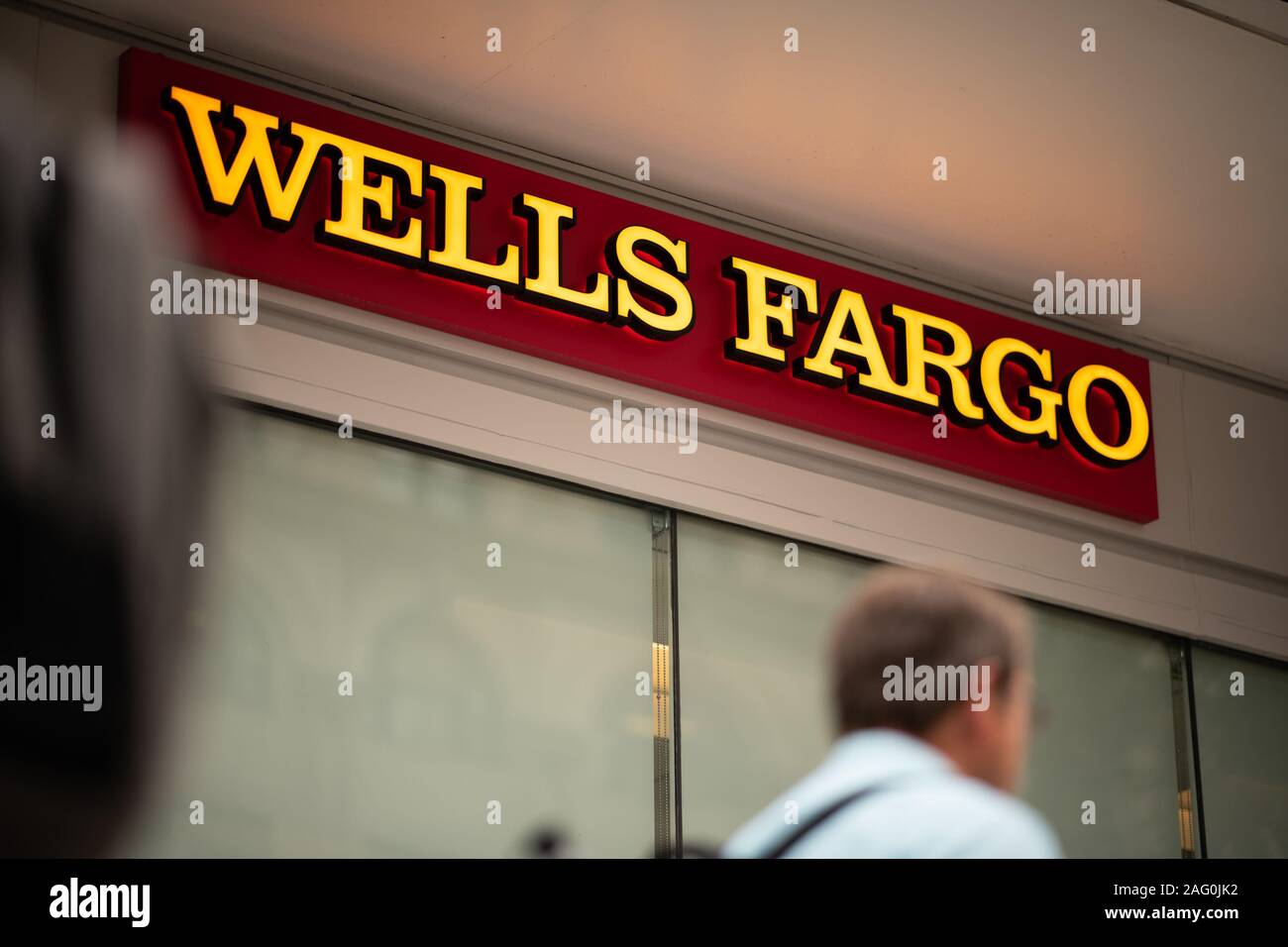 Un logo de Wells Fargo sur une branche à Washington, D.C., comme vu sur 9 Septembre 2019 (Graeme Sloan/Sipa USA) Banque D'Images