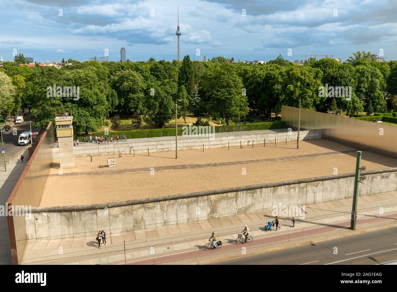 Le Mémorial du Mur de Berlin mur commémoratif de l'étirer sur Bernauer Strasse, Berlin, Allemagne Banque D'Images