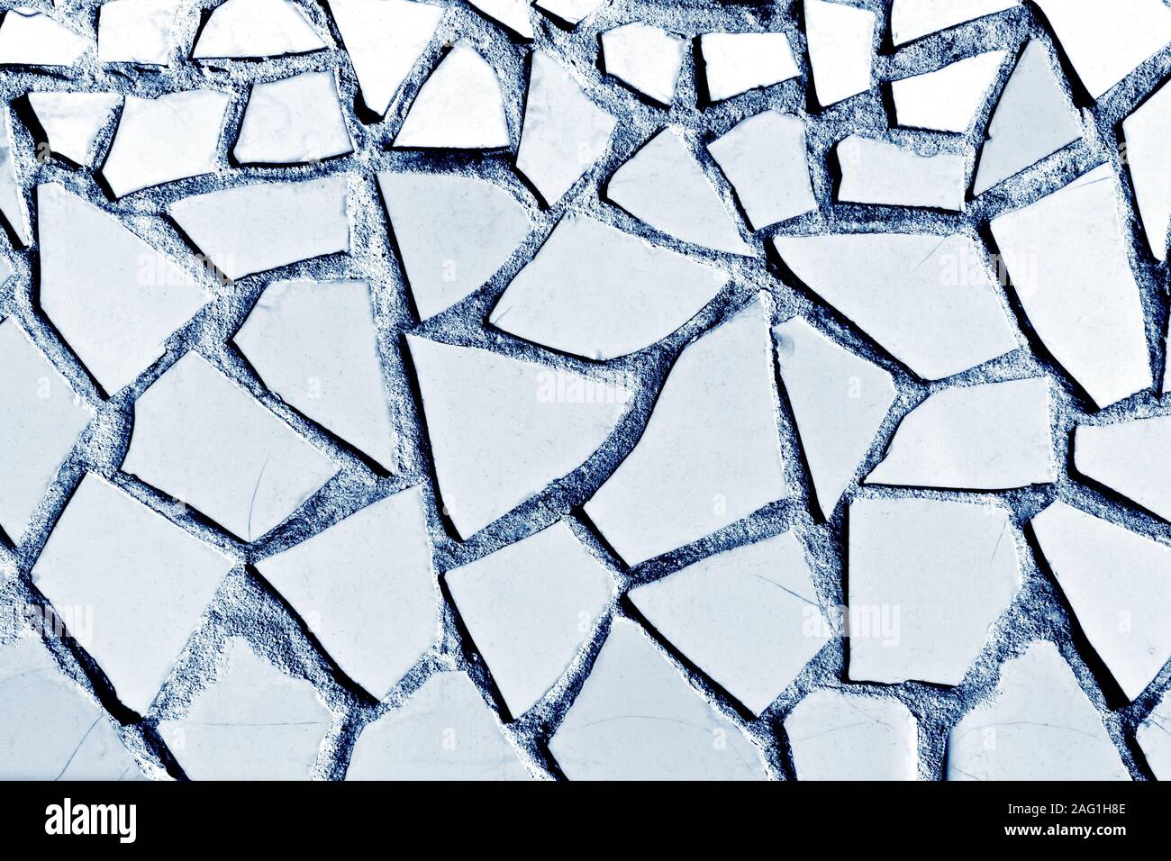 Mosaïque carrelage blanc cassé Texture Background. Couleur de l'année 2020  dans les tons bleus classique Photo Stock - Alamy