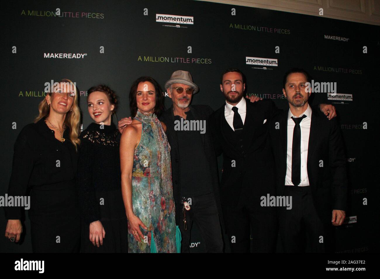 Los Angeles, USA. 08Th Nov, 2019. Sam Taylor-Johnson, Odessa Young, Juliette Lewis, Billy Bob Thornton, Aaron Taylor-Johnson, Giovanni Ribisi 12/04/2019 Le Los Angeles Projection spéciale de "un million de petits morceaux' qui s'est tenue au London West Hollywood à Beverly Hills à West Hollywood, CA : Crédit Cronos/Alamy Live News Banque D'Images